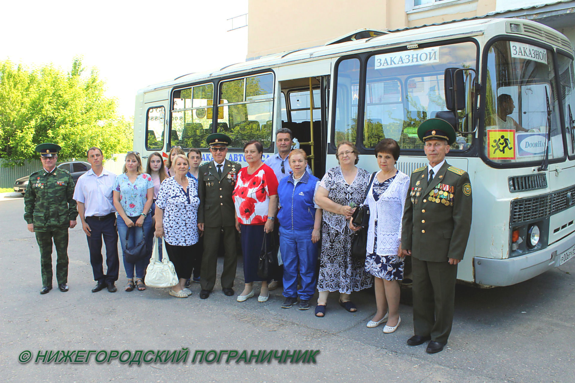 НИЖЕГОРОДСКИЙ ПОГРАНИЧНИК» В ПАВЛОВО-НА-ОКЕ НА ПРАЗДНИКЕ ДНЯ ПОГРАНИЧНИКА —  Нижегородский пограничник